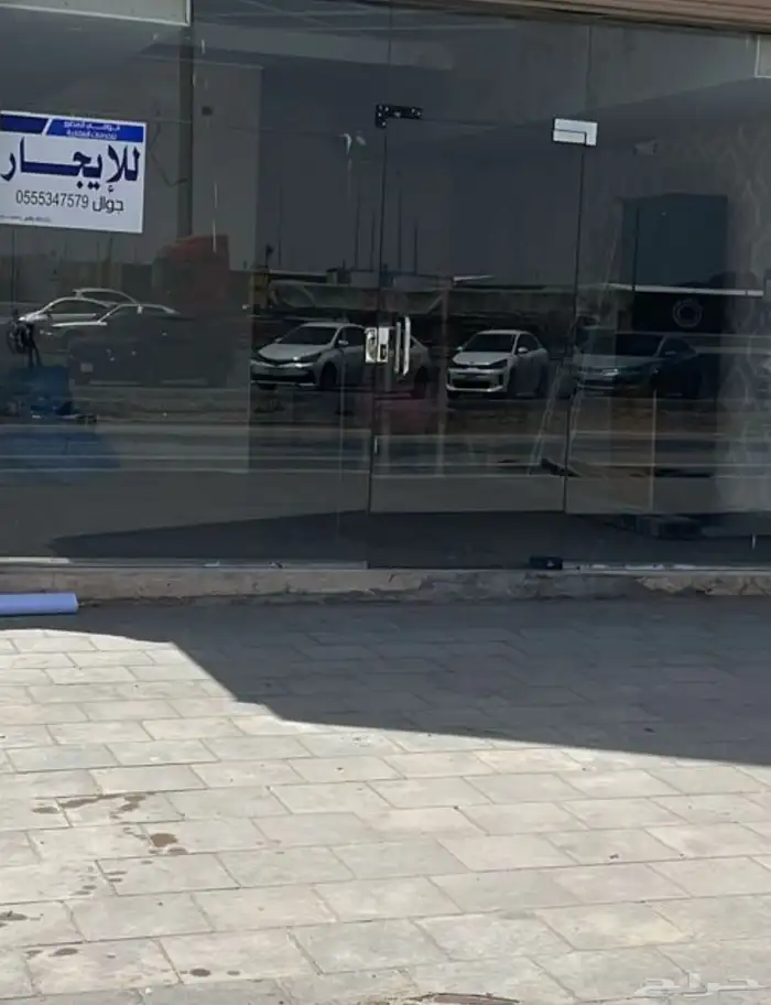 محل للايجار على طريق الهجرة 0