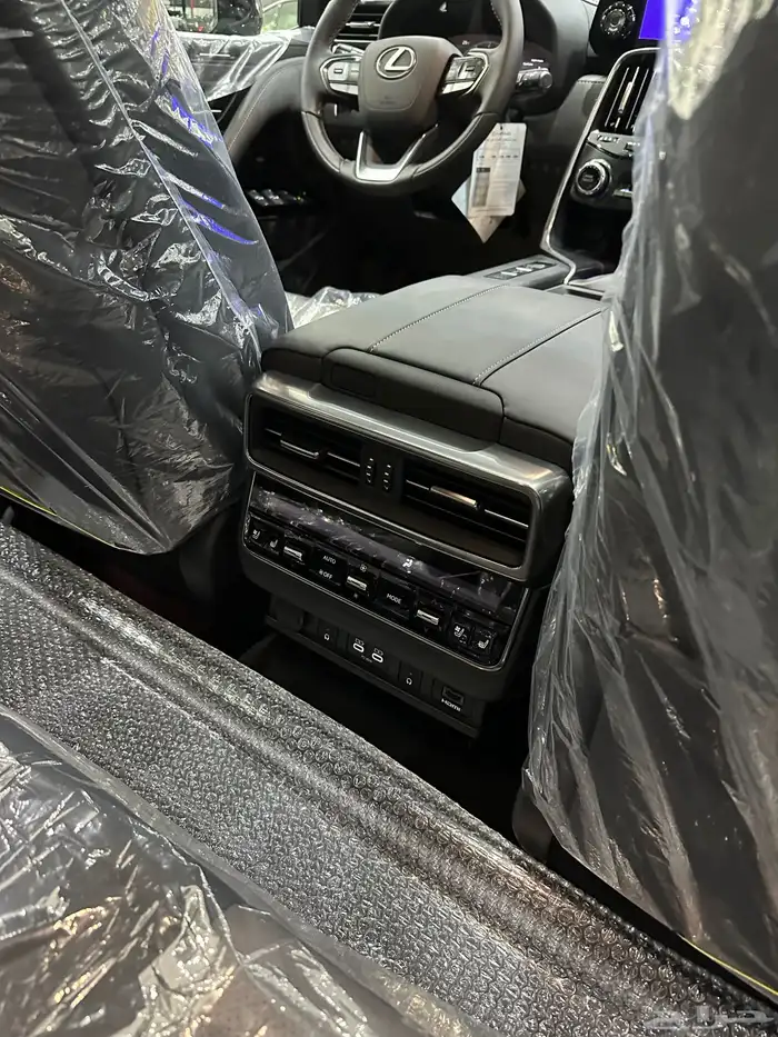 لكزس LX600 OT 2025 11