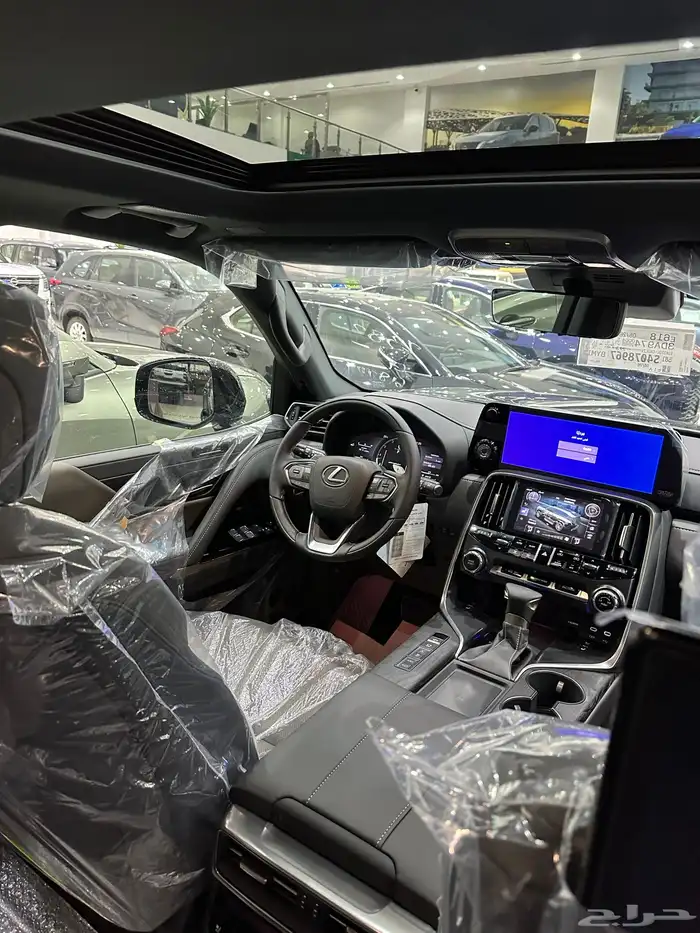 لكزس LX600 OT 2025 12