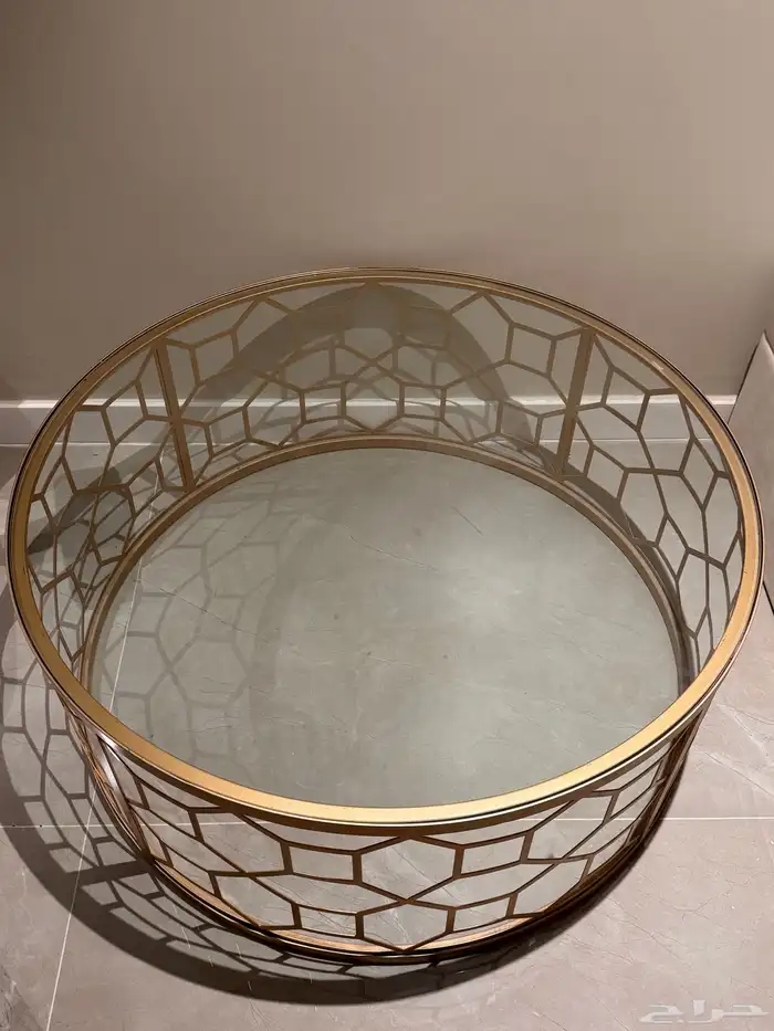 طاولة و مدخل ومرايا 0