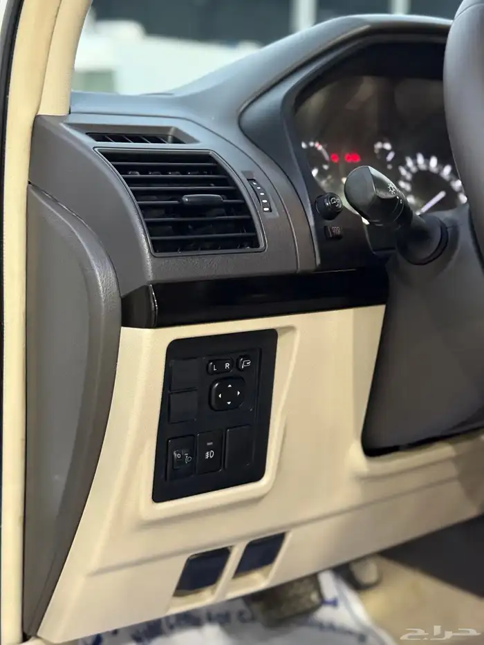 تويوتا برادو 2021 TX.L( 4x4 ) دبل - بنزين - 4 سلندر 10
