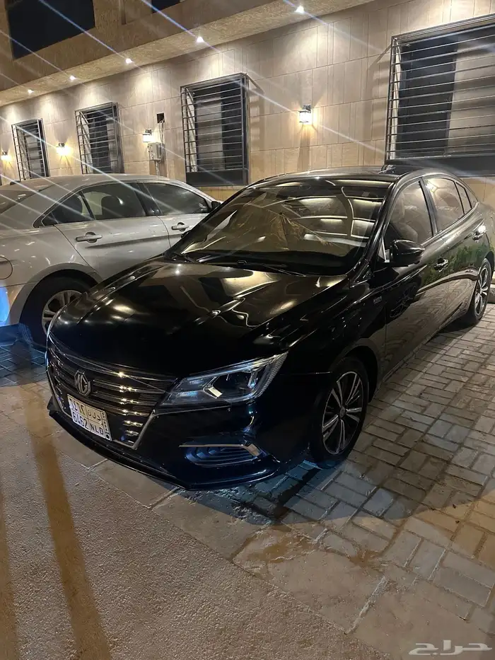 ام جي 5 فل 18