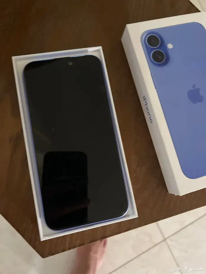 ايفون 16 بلص 1