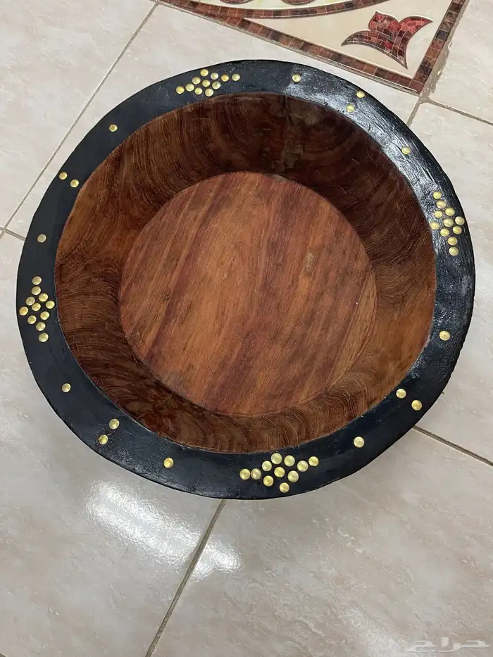 صحفه غرب قديمه ونظيفه جدا 1