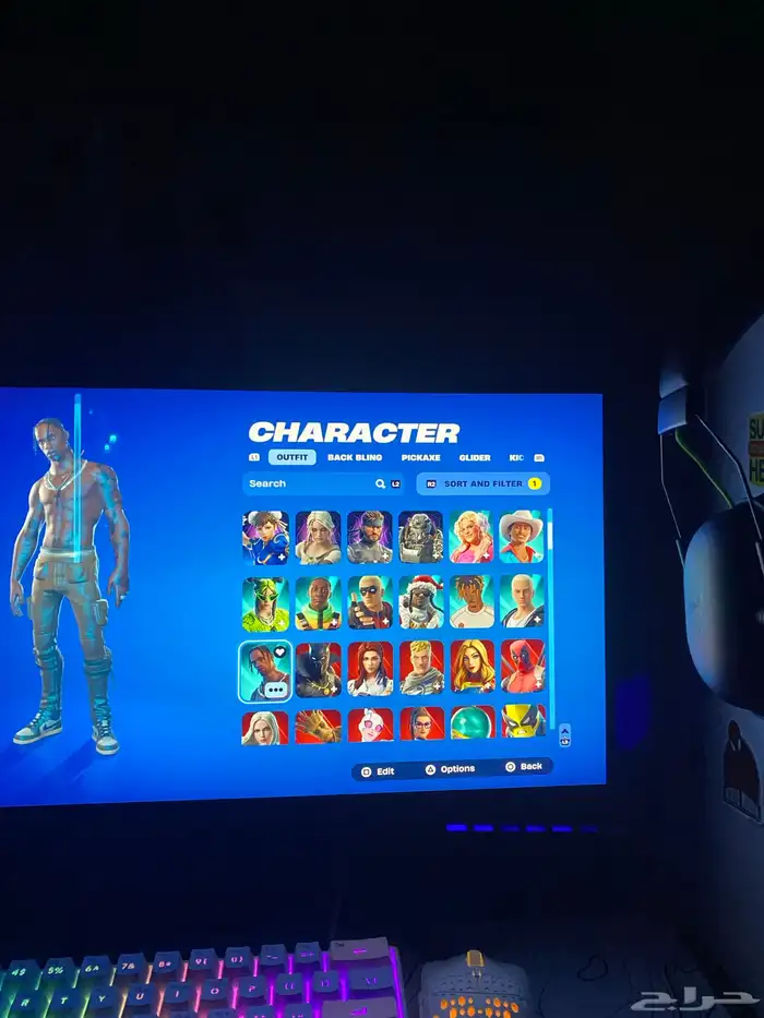 حساب فورت نايت للبيع ترافس و رقصه فلوس و 290 سكن 0