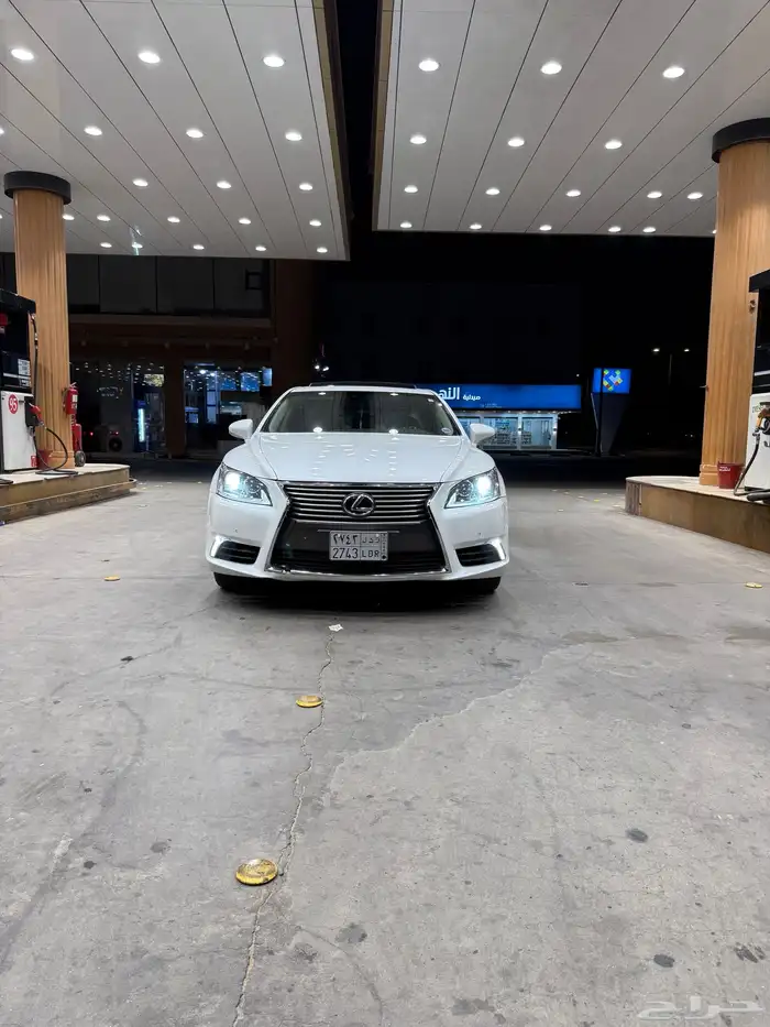 لكزس الملكهLS460L 2014 سعودي الموقع بيشه 4