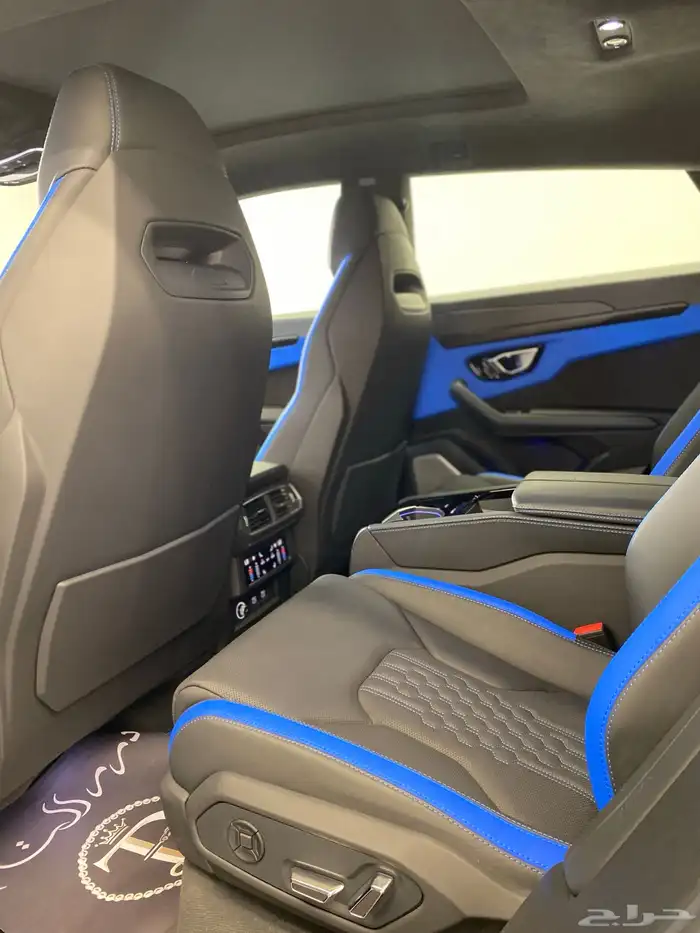 لامبورجيني اوروس S 12