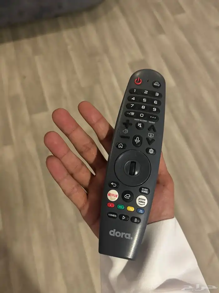 للبيع اثاث مكون من كنب وشاشة ومكيف سبيلت 1