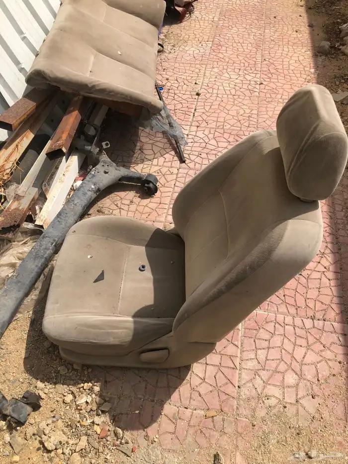 قطع غيار كورلا 2007 4