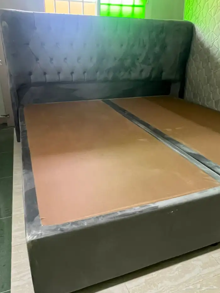 سرير نفرين 0