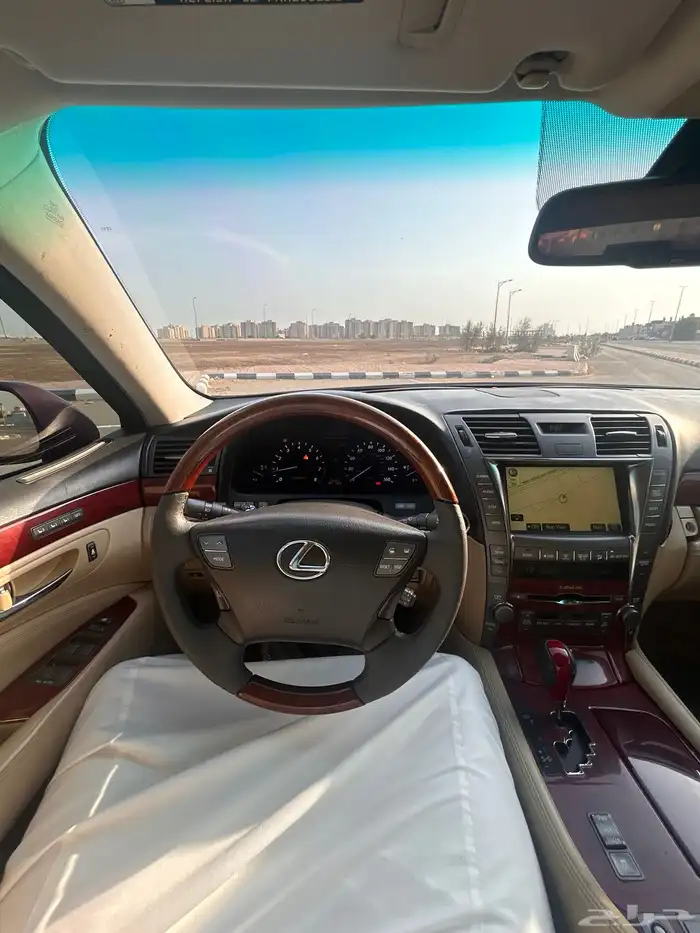 لكزس LS2007 8