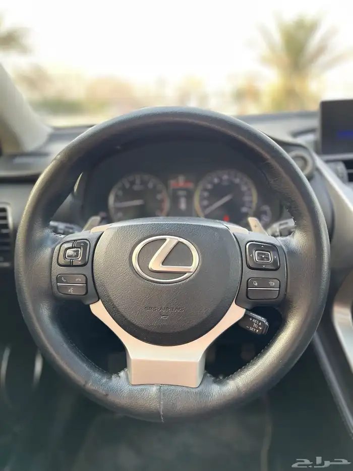لكزسNX200t-2016 19