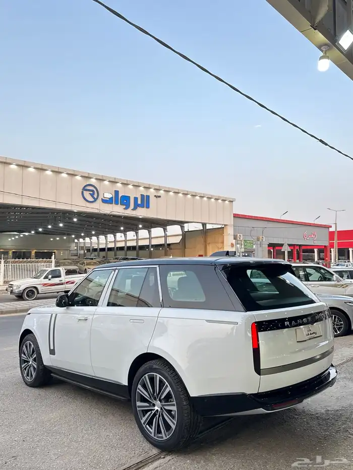 رنج روفر 2024 عداد 5 الف 6 سلندر ناغي HSE 6