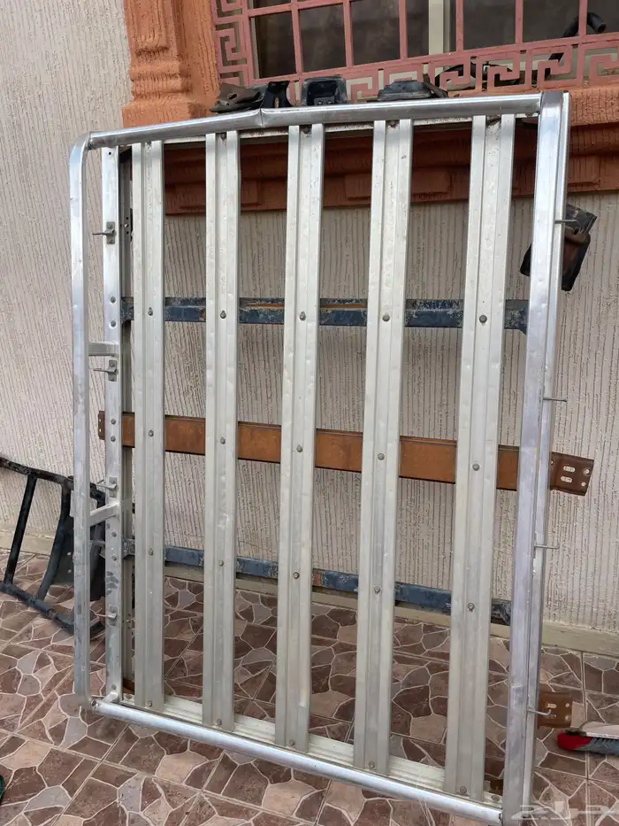 عرشه صالون لاندكروزر 3