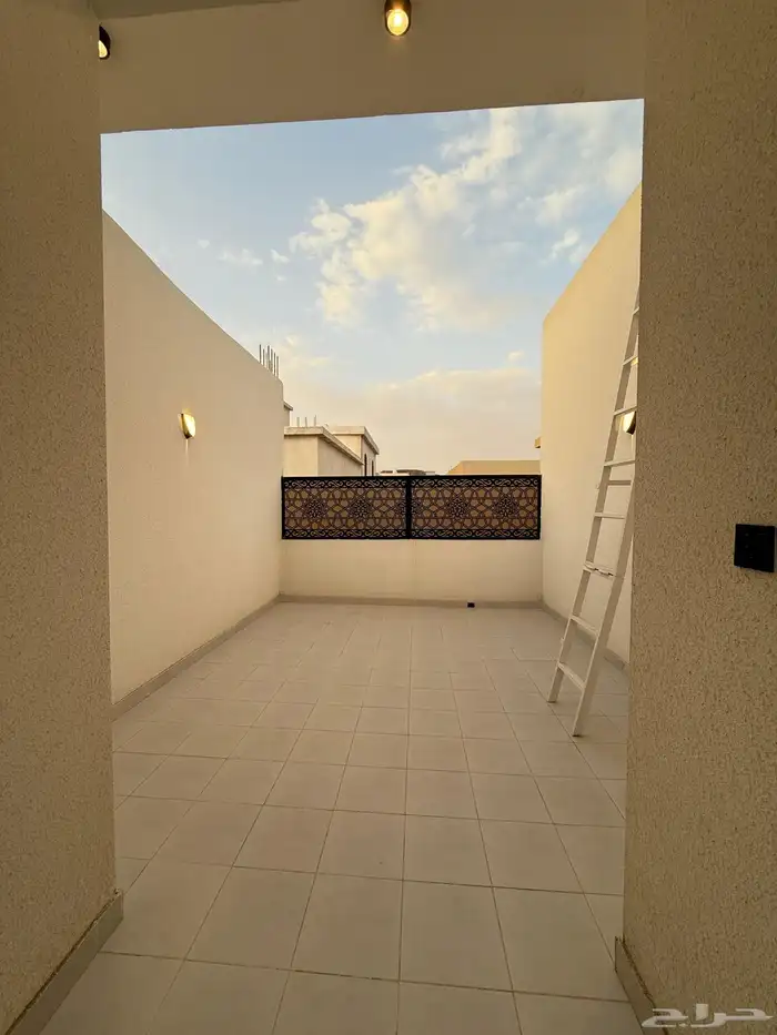 للبيع ارواف ارضيه ورواف علويه ابها المحاله بحواش من 720 الف 11