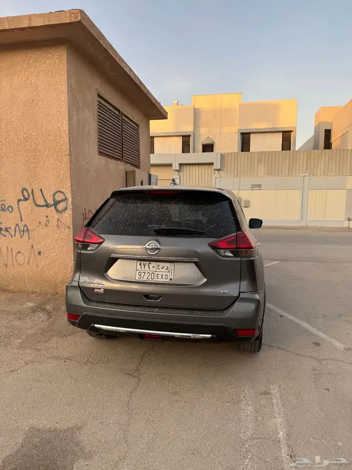 نيسان اكس تريل 2