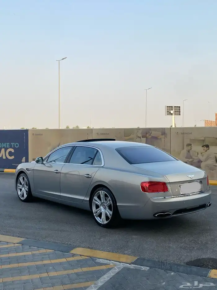 بنتلي 3