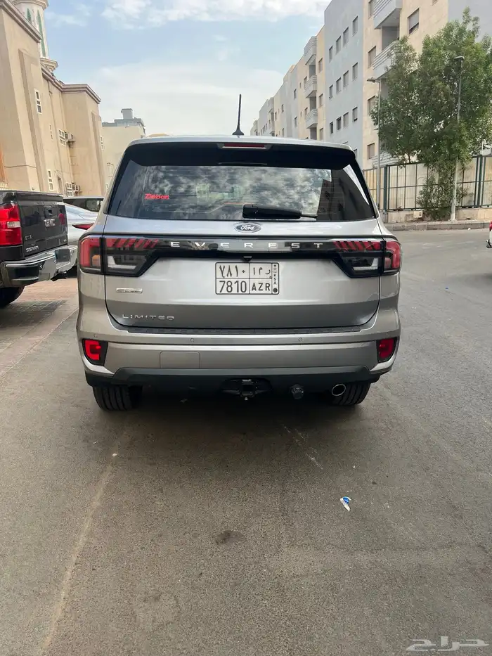 للبيع سياره فورد2024 1