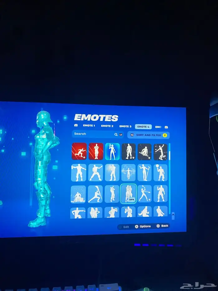 حساب فورت نايت للبيع ترافس و رقصه فلوس و 290 سكن 14