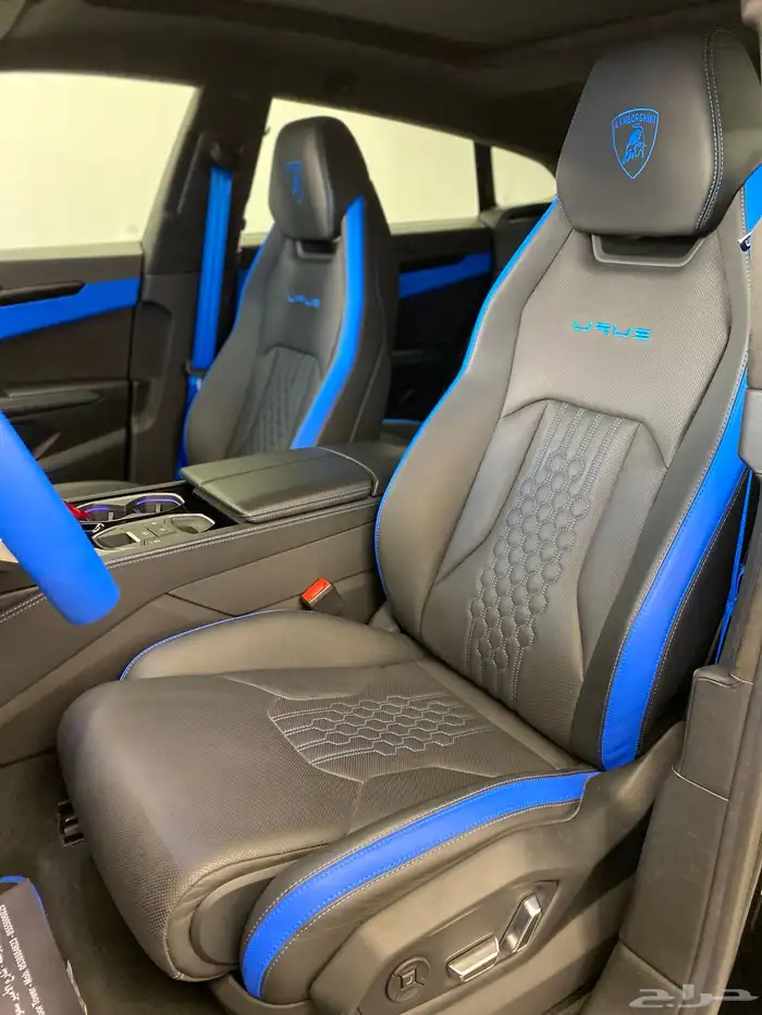 لامبورجيني اوروس S 10
