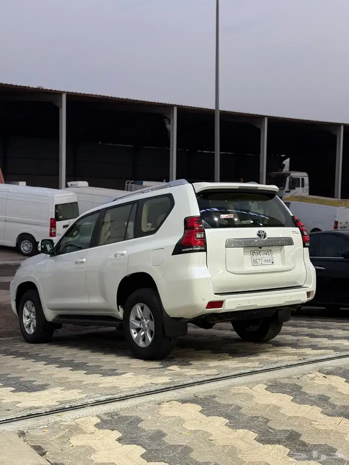 تويوتا برادو 2021 TX.L( 4x4 ) دبل - بنزين - 4 سلندر 4