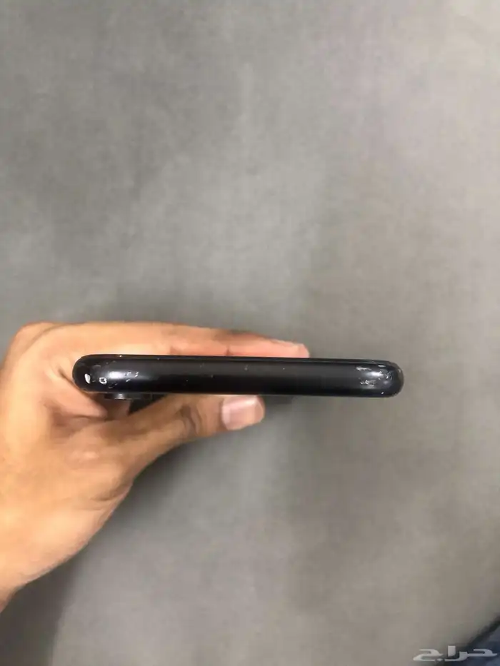 آيفون Xr اسود 5