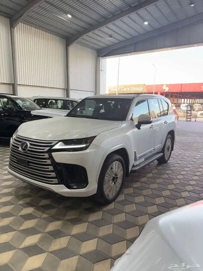 جيب لكزس LX600BB مديل 2025 فل كامل بريمي بطاقه جمرك 0