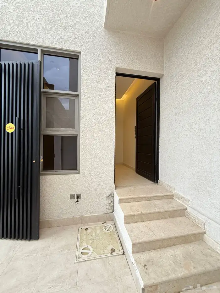 للبيع دور ارضي بمدخل سياره6غرف ح المصيف تشطيبVIPبسعر550الف 7