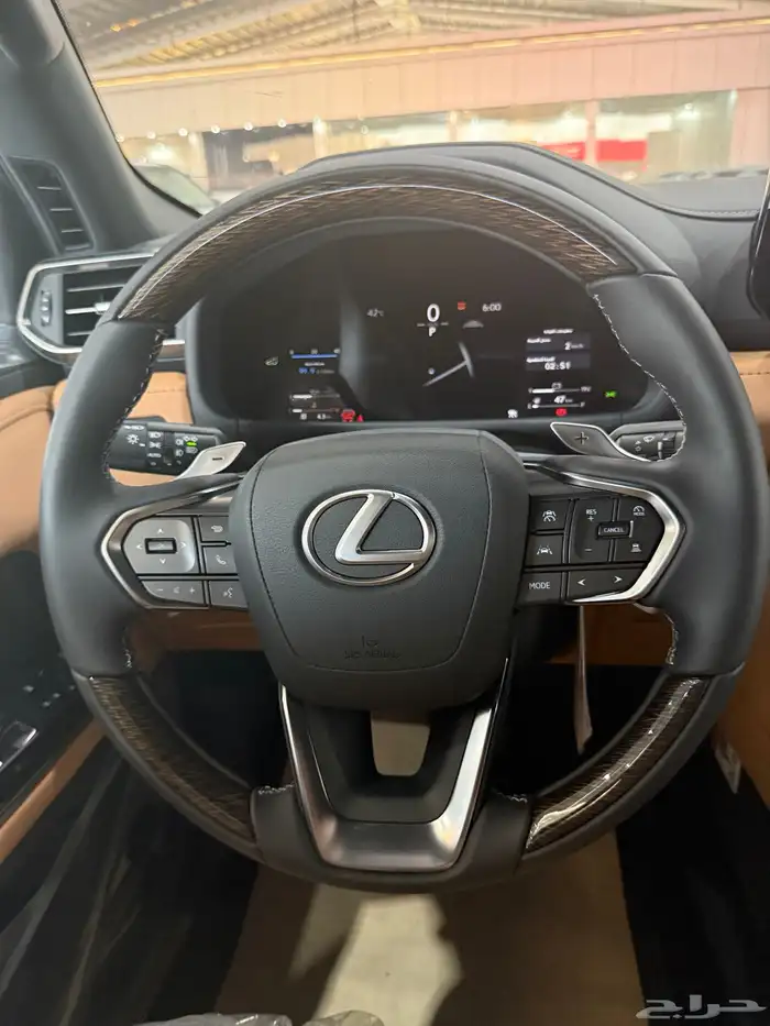 جيب لكزس LX600BB مديل 2025 فل كامل بريمي بطاقه جمرك 8