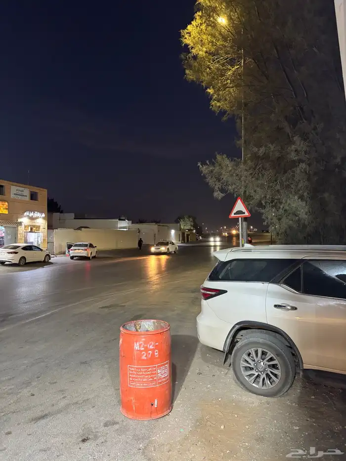 للتقبيل محل سباكة 29