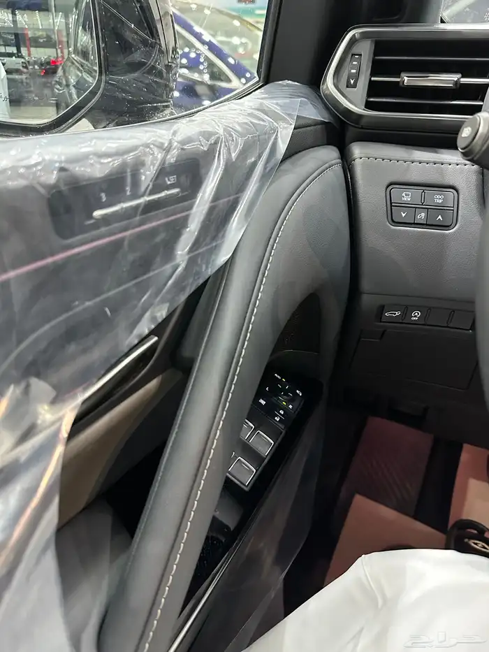 لكزس LX600 OT 2025 5