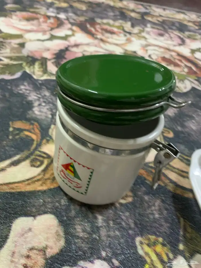حافظه شاي ربيع قديمه ونظيفه 1