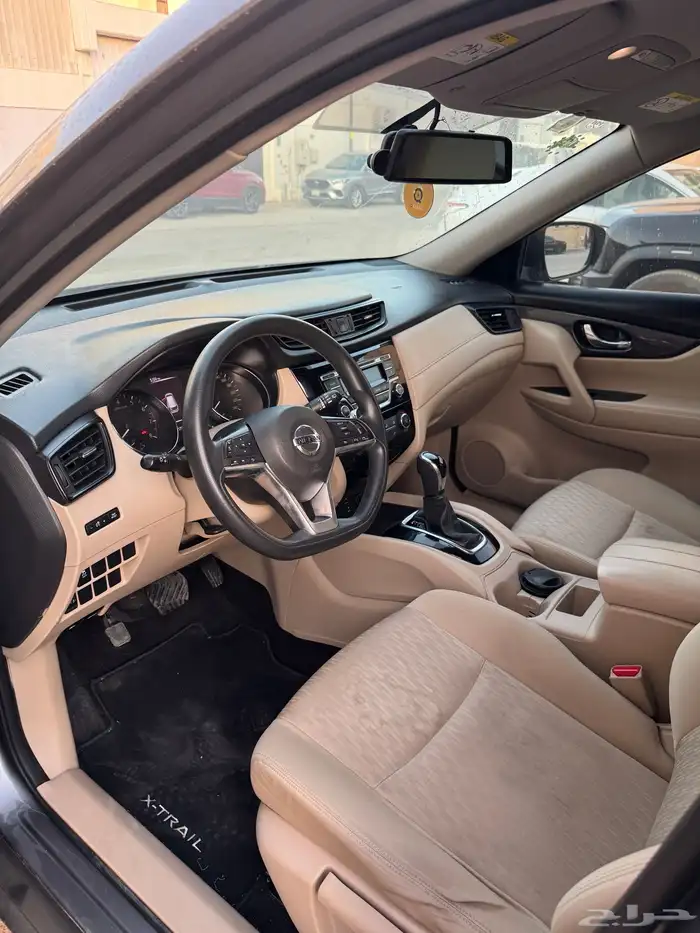 نيسان اكس تريل 4