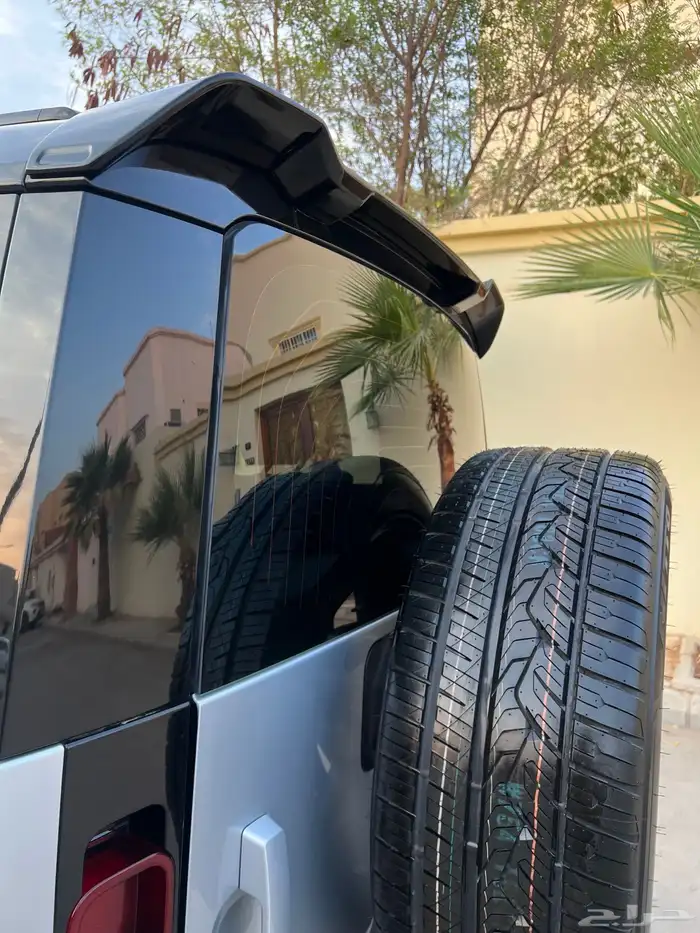 للبيع لاندروفر ديفندر 90 HSE 2021 9