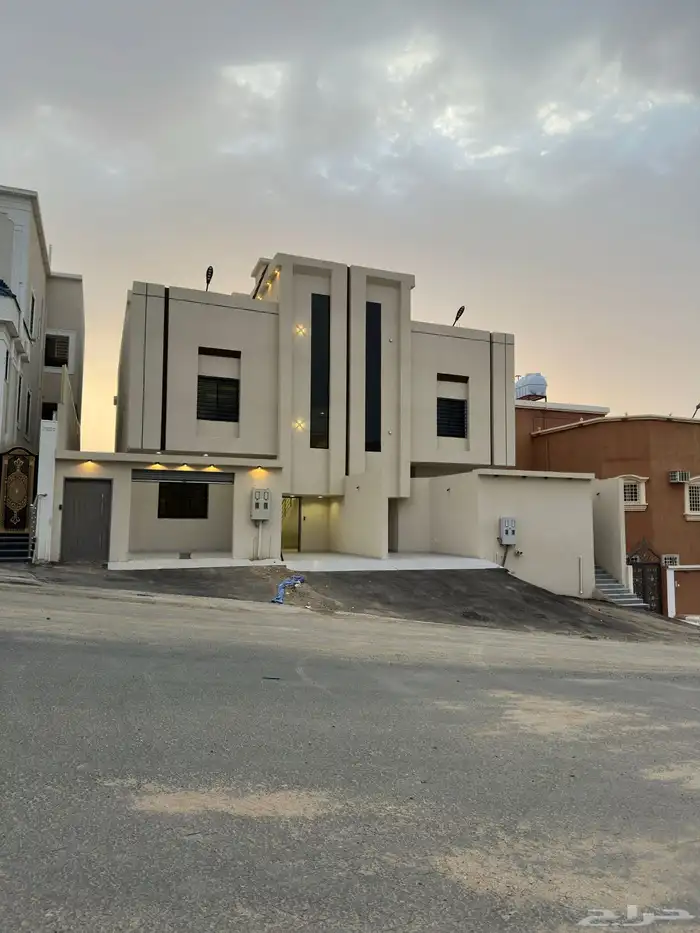 للبيع روفات علي واجهتين باسعار من 670 الف شمال الخميس 0