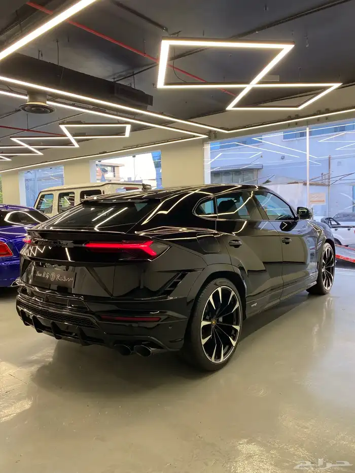 لامبورجيني اوروس S 4