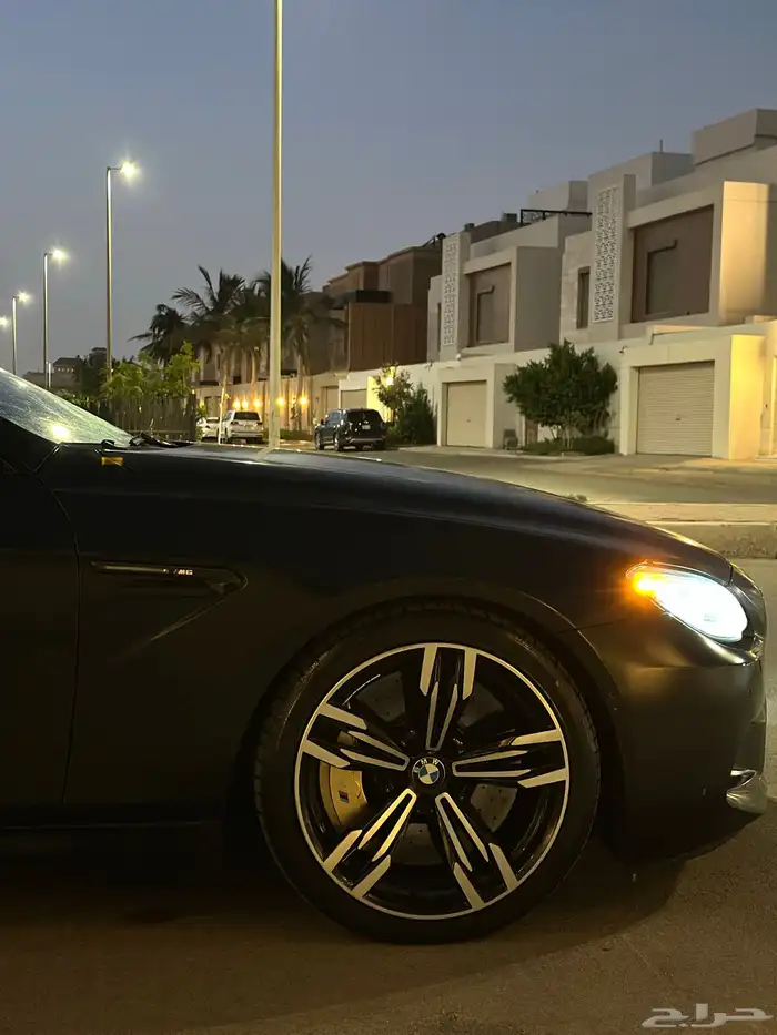 بي ام m6 28