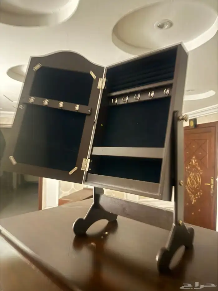 دولاب اكسسوارات 1