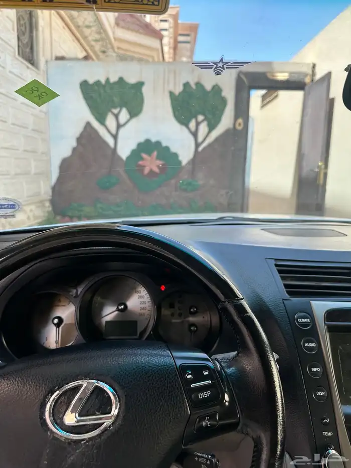 لكزس 3