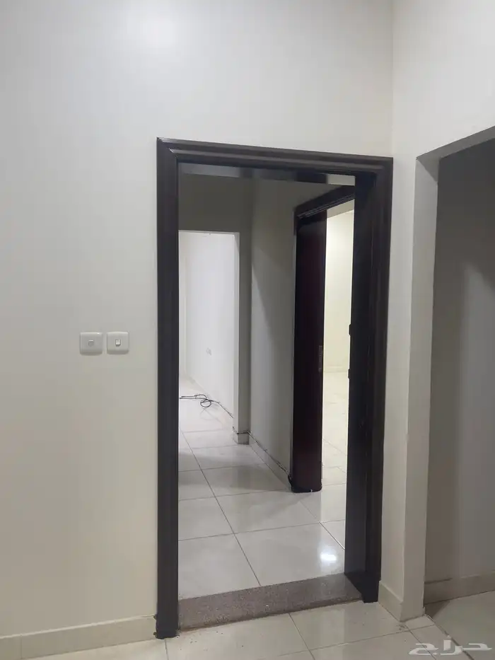 شقة عزاب للايجار و محلات للإيجار بحي الأخضر بتبوك 6