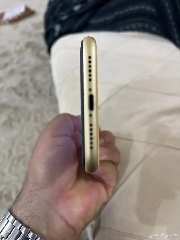 آيفون XR 5