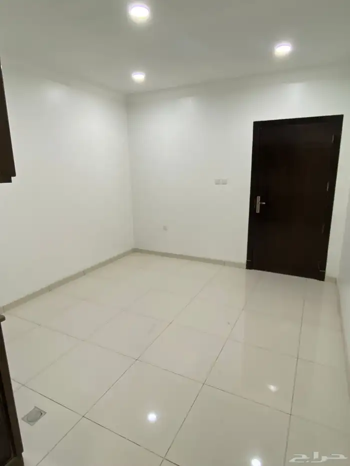 شقة سكنية للايجار بحي طيبة الدمام 1
