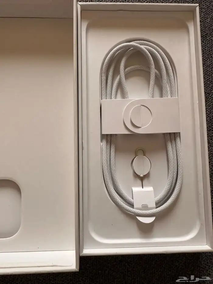 آيفون 16 برو ماكس iPhone 16 Pro MAX في الضمان اللون الأسود 6