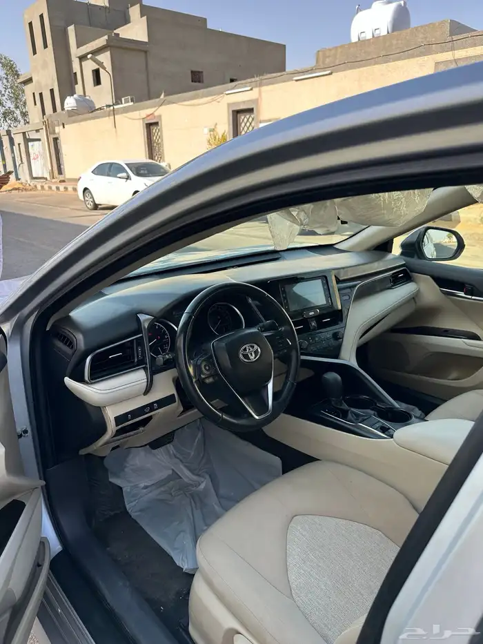 كامري 2023 ستاندر 5