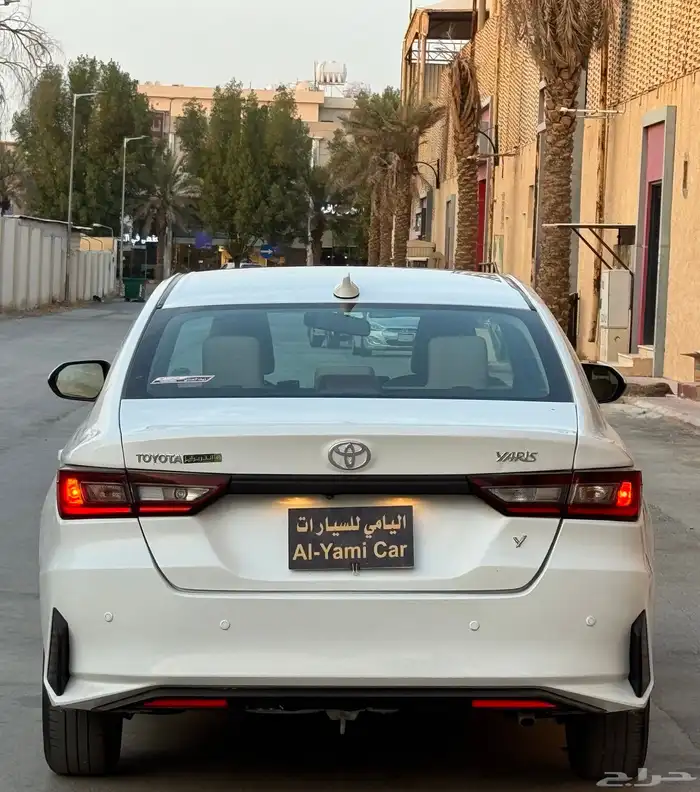 تويوتا يارس 2023 3