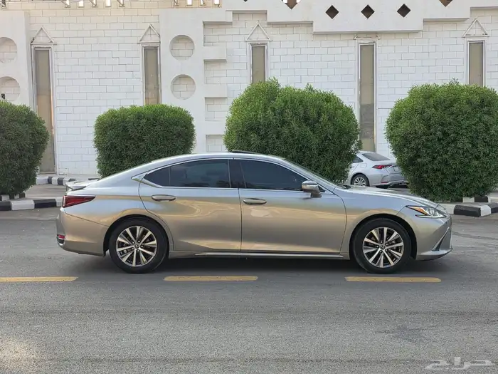 لكزس 2021 ES250 3