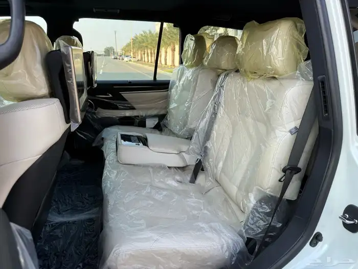 لكزس LX570 فل كامل سبورت مخزن 2019 12