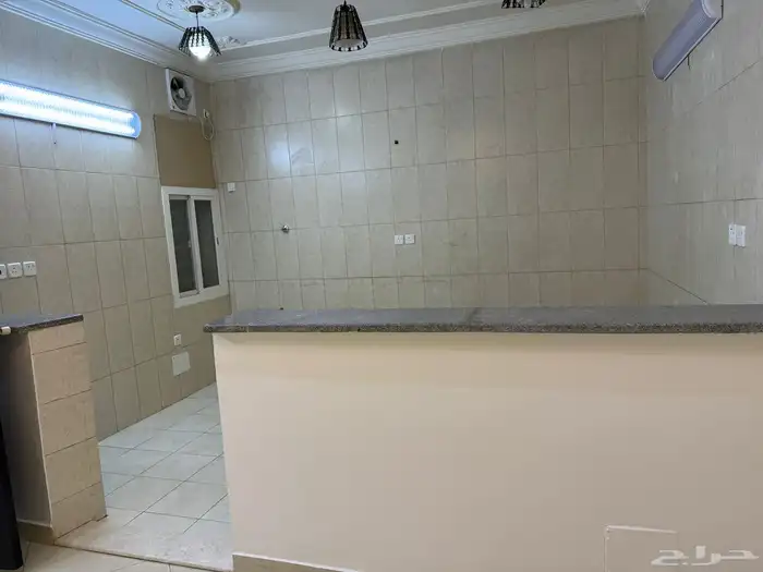 شقه للإيجار بحي السنابل 5