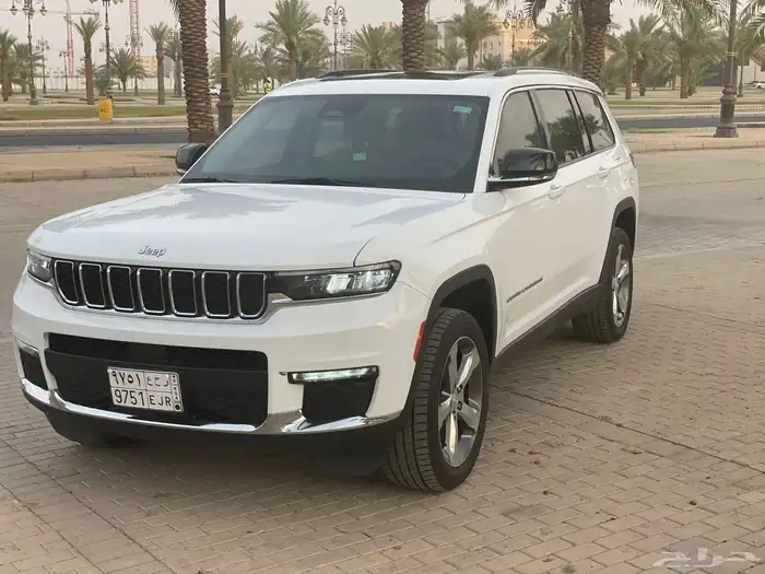 جيب جراند شروكي 2022 9