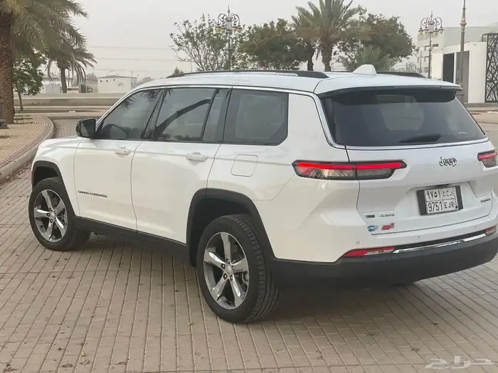 جيب جراند شروكي 2022 6